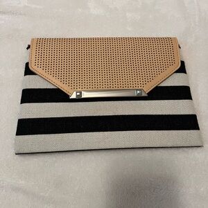 Clutch purse